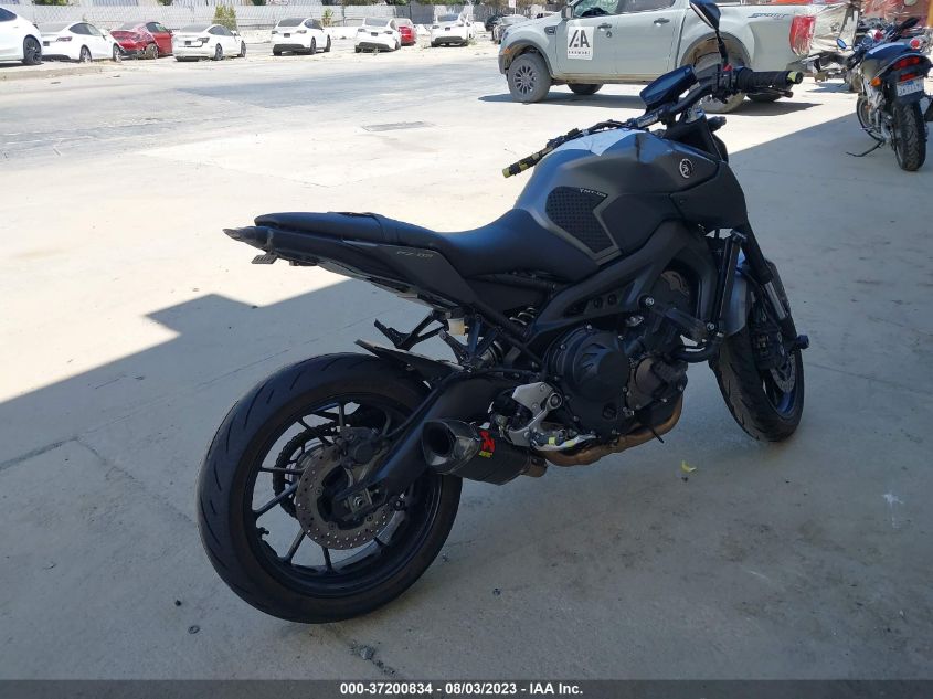 2015 YAMAHA FZ09 C JYARN33Y2FA001712