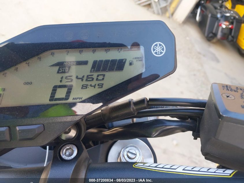 2015 YAMAHA FZ09 C JYARN33Y2FA001712