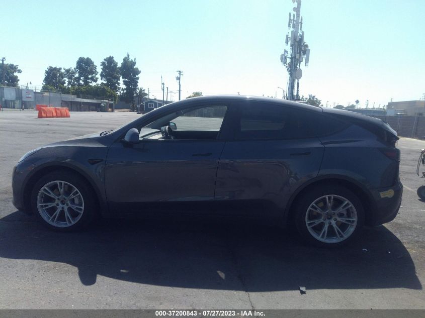 2022 TESLA MODEL Y LONG RANGE - 7SAYGAEE2NF490428