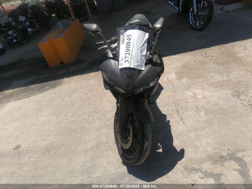 2015 YAMAHA YZFR3 MH3RH06Y1FK007535