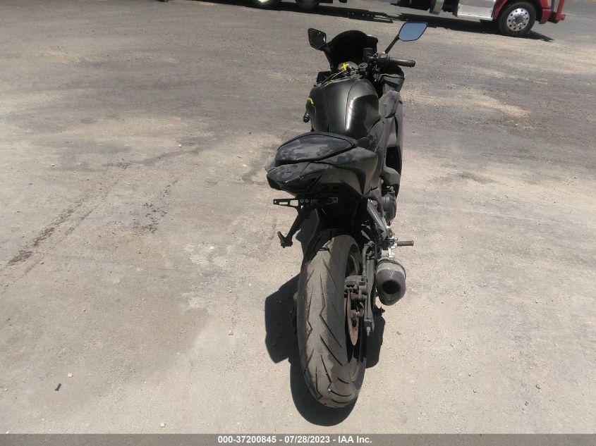 2015 YAMAHA YZFR3 MH3RH06Y1FK007535