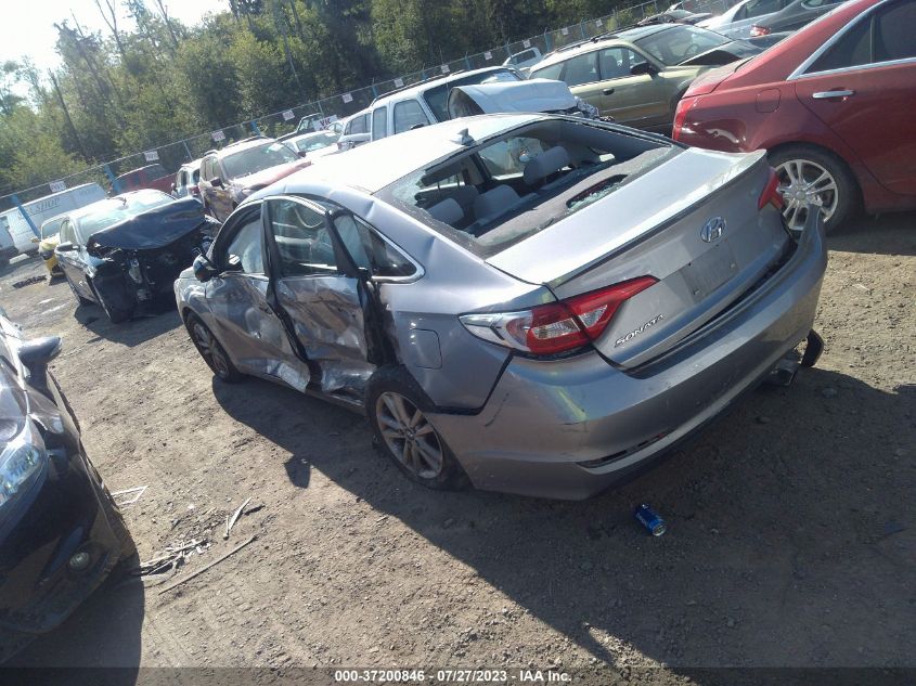 2015 HYUNDAI SONATA 2.4L SE - 5NPE24AF9FH184182