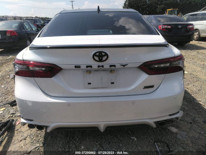 4T1KZ1AK5NU061635 Toyota Camry V6 17