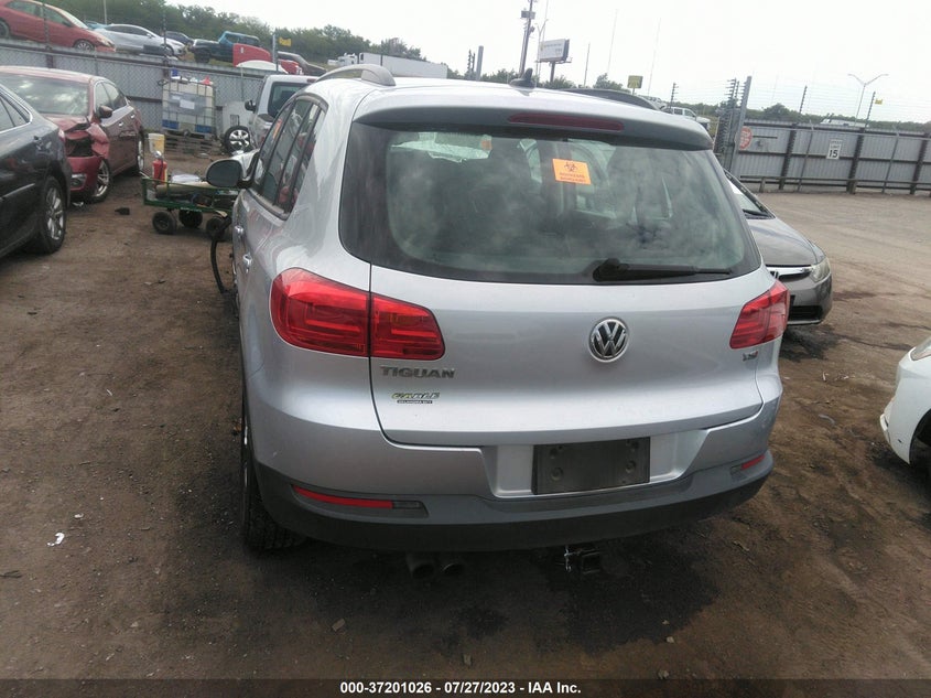 VIN WVGAV7AX5HK000422 2017 VOLKSWAGEN TIGUAN S