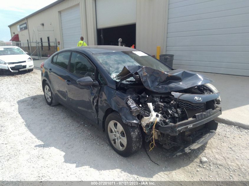 2016 KIA FORTE LX - KNAFK4A60G5586840