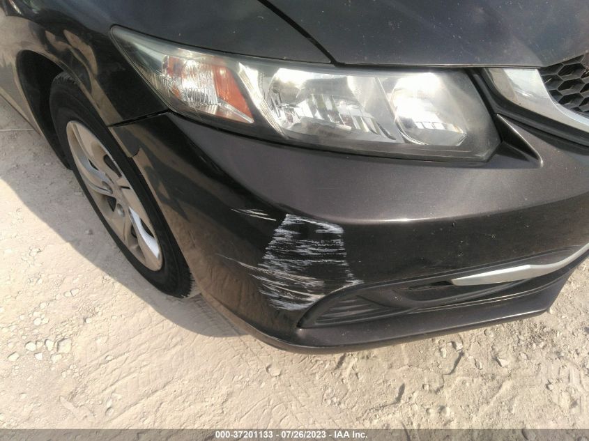 2013 HONDA CIVIC SDN LX - 2HGFB2F58DH582760