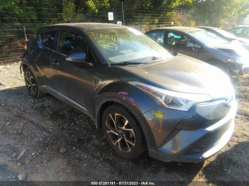 TOYOTA C-HR XLE/XLE PREMIUM 2018