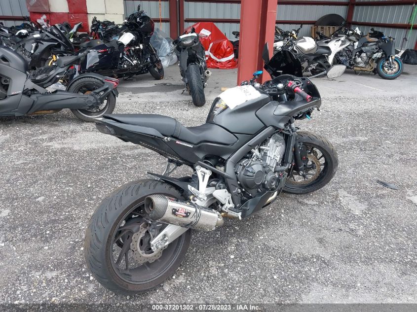 2015 HONDA CBR650 F - MLHRC7407F5100039