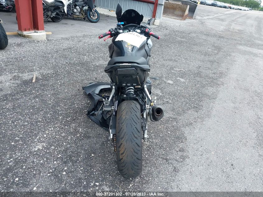 2015 HONDA CBR650 F - MLHRC7407F5100039
