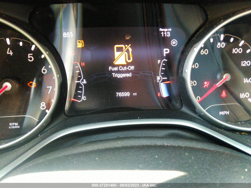 VIN 3C4NJDBB0JT401481 2018 JEEP COMPASS LATITUDE