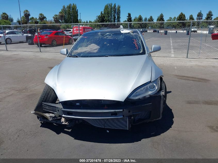 2014 TESLA MODEL S 60 KWH BATTERY/P85 - 5YJSA1H18EFP56516