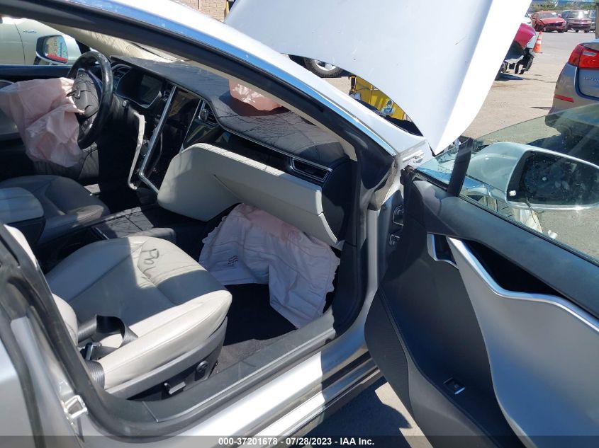 2014 TESLA MODEL S 60 KWH BATTERY/P85 - 5YJSA1H18EFP56516