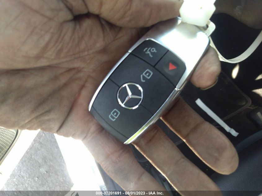2021 MERCEDES-BENZ CLA CLA 250 - W1K5J4GB7MN218291