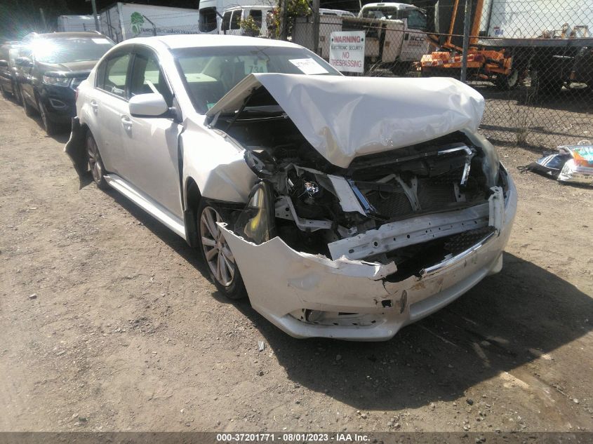 2013 SUBARU LEGACY 2.5I LIMITED - 4S3BMBJ66D3015098