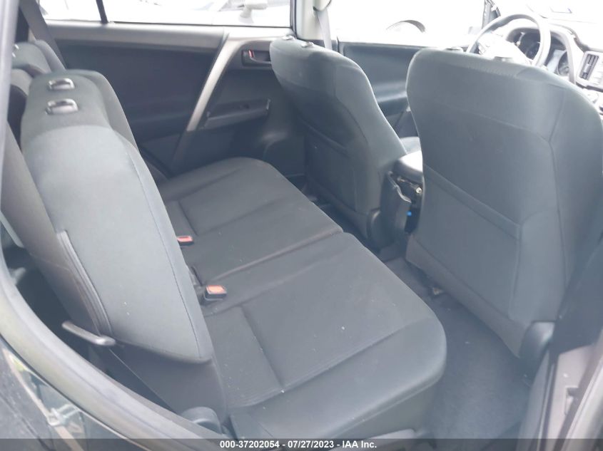 2018 TOYOTA RAV4 LE - JTMZFREV5JJ191702
