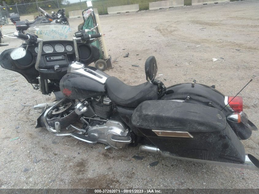 2019 HARLEY-DAVIDSON FLHT 1HD1FVC2XKB651557