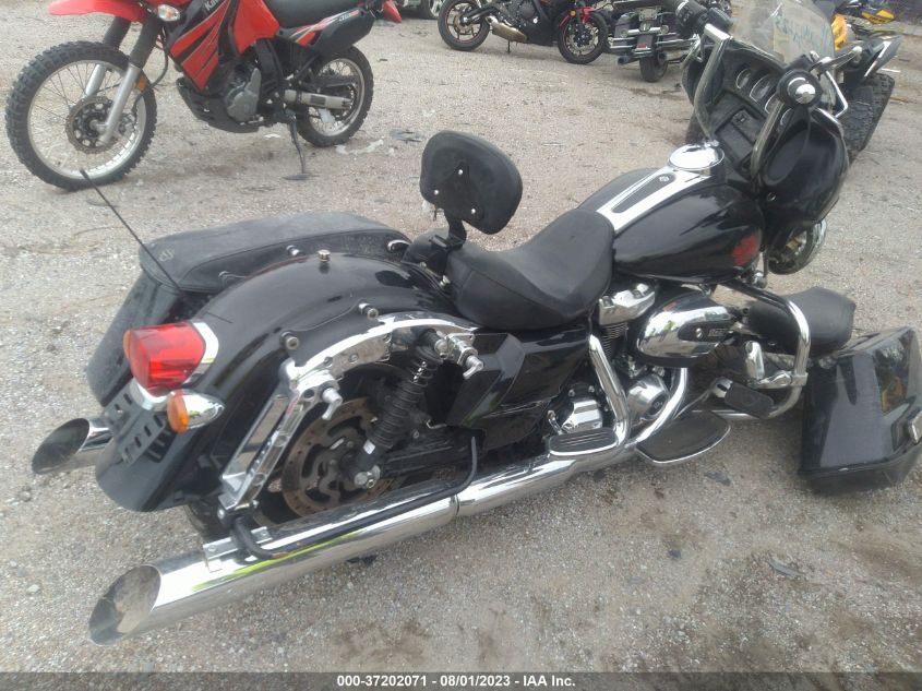 2019 HARLEY-DAVIDSON FLHT 1HD1FVC2XKB651557
