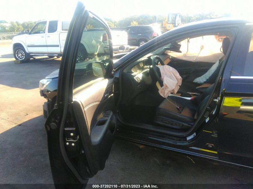 2015 HONDA ACCORD SEDAN EX-L - 1HGCR3F86FA026575