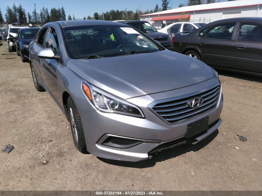 2016 HYUNDAI SONATA 2.4L SE - 5NPE24AF2GH366274