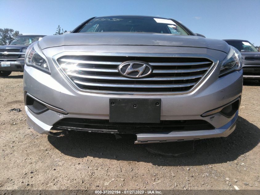 2016 HYUNDAI SONATA 2.4L SE - 5NPE24AF2GH366274