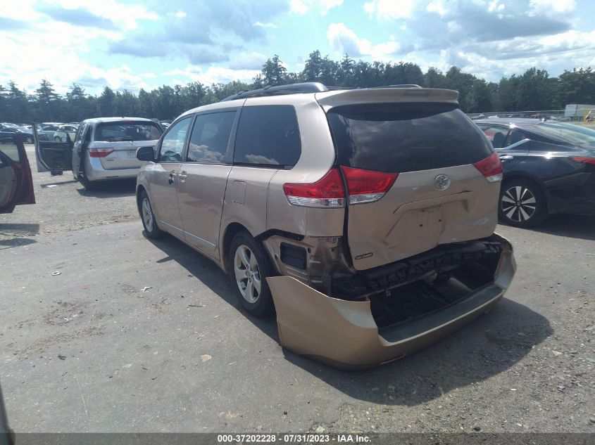 2013 TOYOTA SIENNA LE - 5TDKK3DC6DS371336