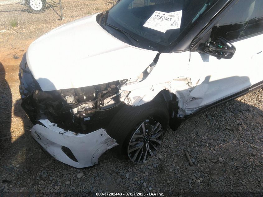 2023 NISSAN KICKS SR - 3N1CP5DV0PL512580