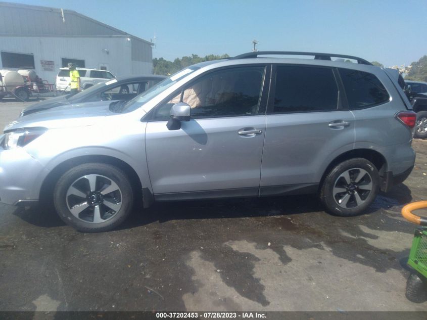 2017 SUBARU FORESTER PREMIUM - JF2SJAGC5HH426891