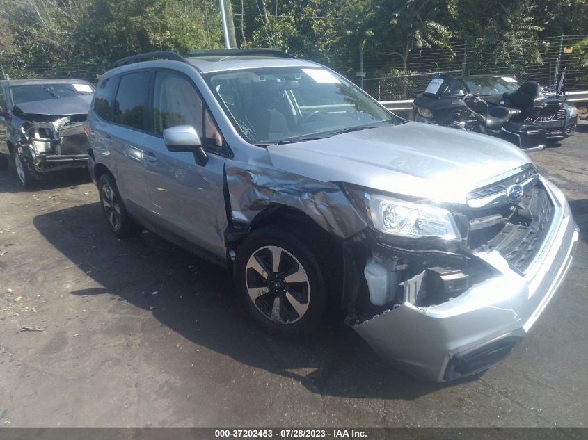2017 SUBARU FORESTER PREMIUM - JF2SJAGC5HH426891
