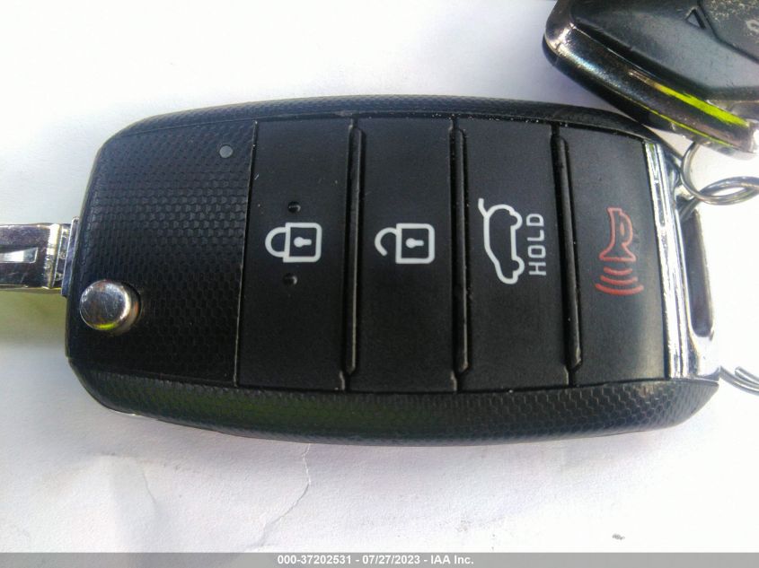 2020 KIA SPORTAGE LX - KNDPMCAC2L7772363