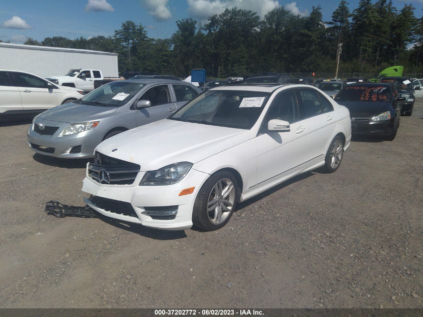 2014 MERCEDES-BENZ C-CLASS C 300 - WDDGF8AB6ER313459