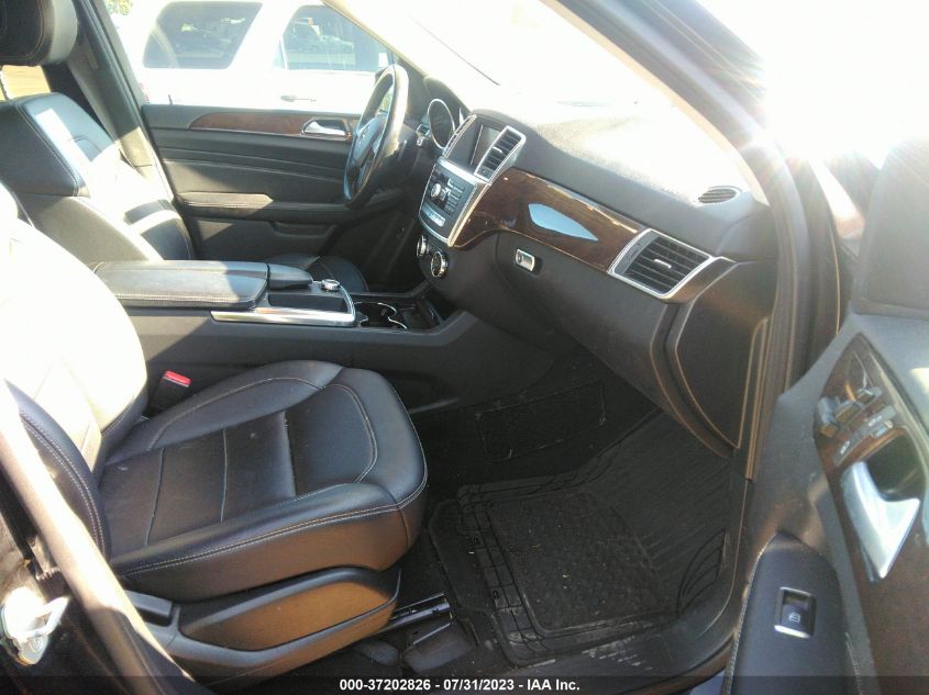 2013 MERCEDES-BENZ M-CLASS ML 350 - 4JGDA5HB0DA223569