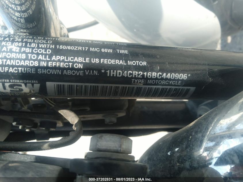 2011 HARLEY-DAVIDSON XL883 L - 1HD4CR216BC440906