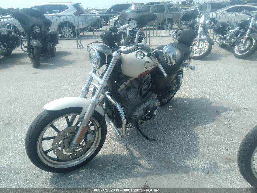 2011 HARLEY-DAVIDSON XL883 L - 1HD4CR216BC440906