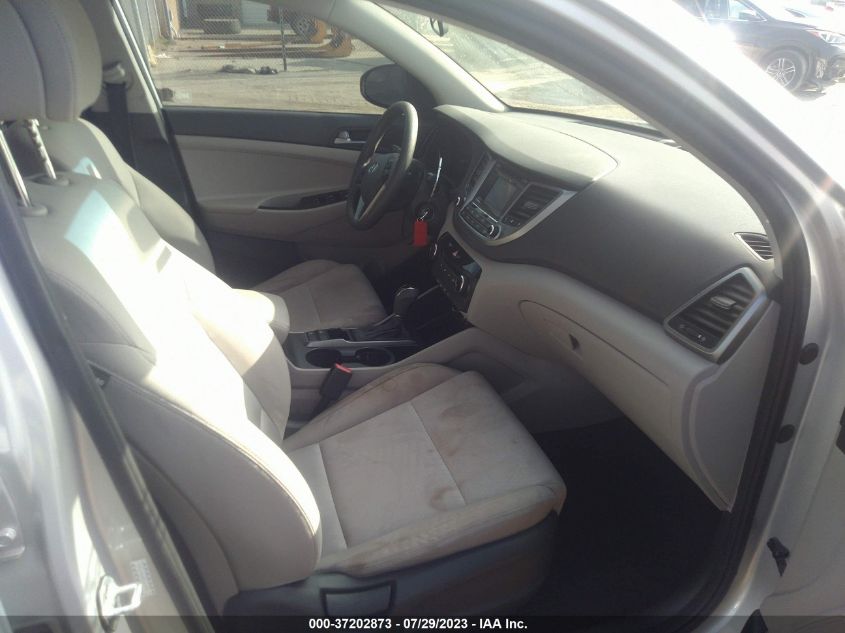 2016 HYUNDAI TUCSON SE - KM8J23A48GU235293