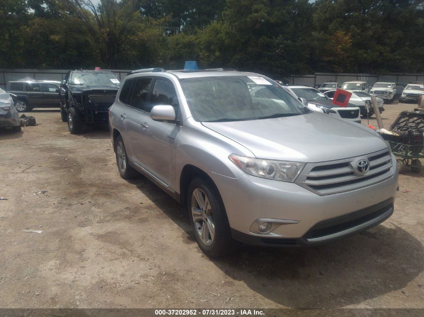 2013 TOYOTA HIGHLANDER LIMITED - 5TDYK3EH9DS115972