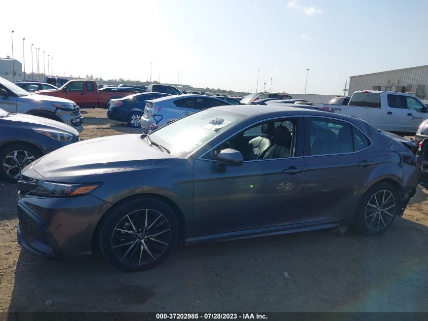 2021 TOYOTA CAMRY SE - 4T1G11AK1MU521031