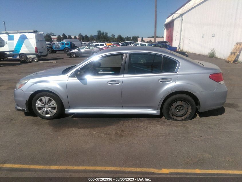 2013 SUBARU LEGACY 2.5I - 4S3BMBA68D3018200