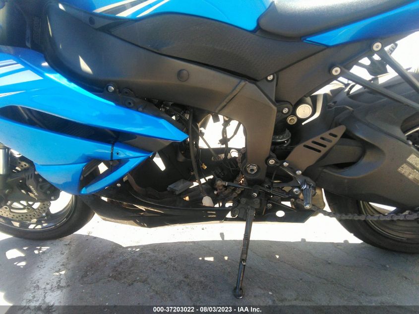 2011 KAWASAKI ZX600 R JKAZX4R1XBA026831