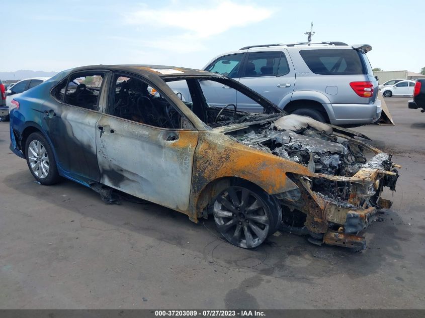 2020 TOYOTA CAMRY LE - 4T1C11AK0LU389957
