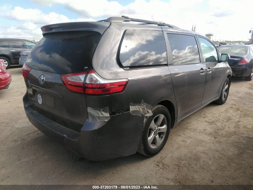 5TDKZ3DC3HS783649 2017 TOYOTA SIENNA, photo no. 4