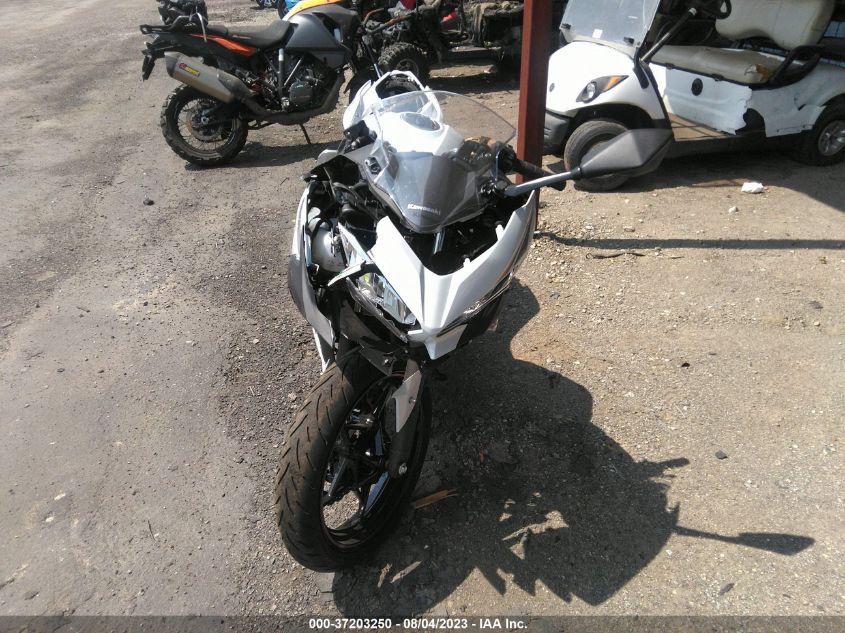 2023 KAWASAKI EX400 - JKAEXKH15PDAR2863