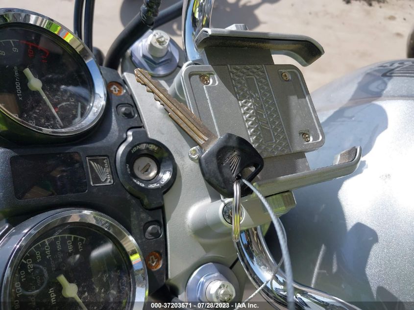 2004 HONDA CB900 F JH2SC48044M200445