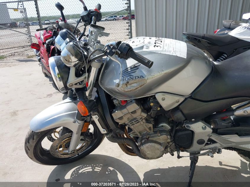 2004 HONDA CB900 F JH2SC48044M200445