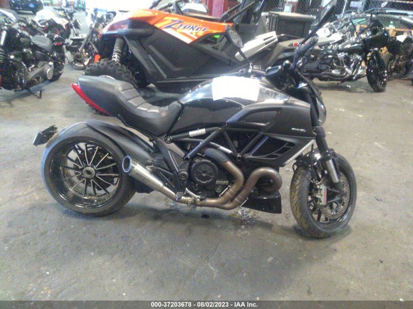 2013 DUCATI DIAVEL ZDM13BLW4DB010942