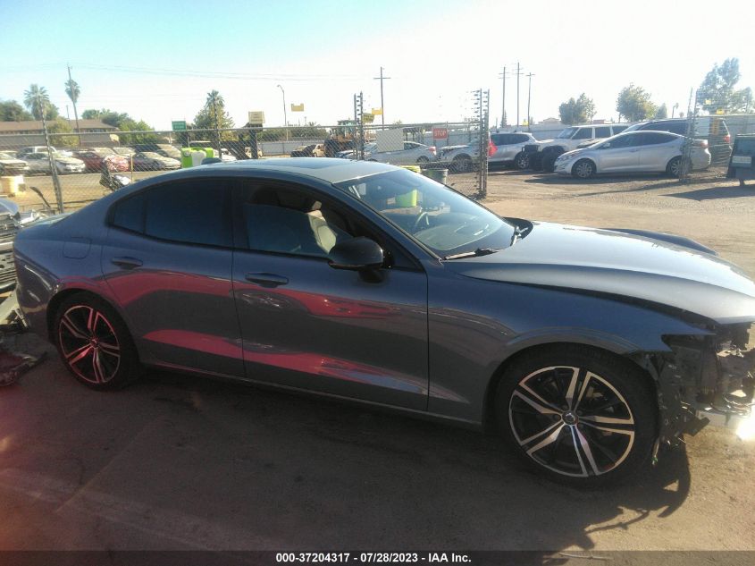 2022 VOLVO S60 R-DESIGN - 7JRL12FMXNG188171