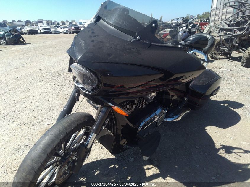 2015 VICTORY MOTORCYCLES MAGNUM X-1 5VPUW36N2F3043817