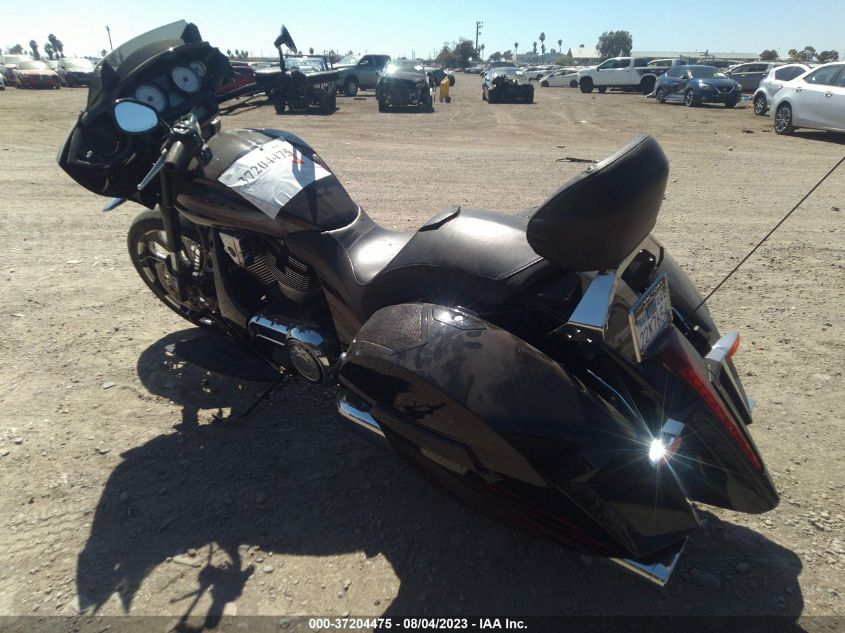 2015 VICTORY MOTORCYCLES MAGNUM X-1 5VPUW36N2F3043817