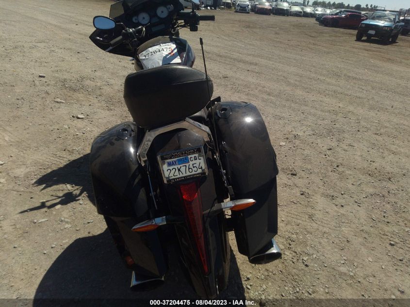 2015 VICTORY MOTORCYCLES MAGNUM X-1 5VPUW36N2F3043817