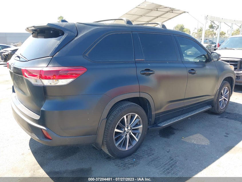 VIN 5TDKZRFH8JS533499 2018 TOYOTA HIGHLANDER SE/XLE