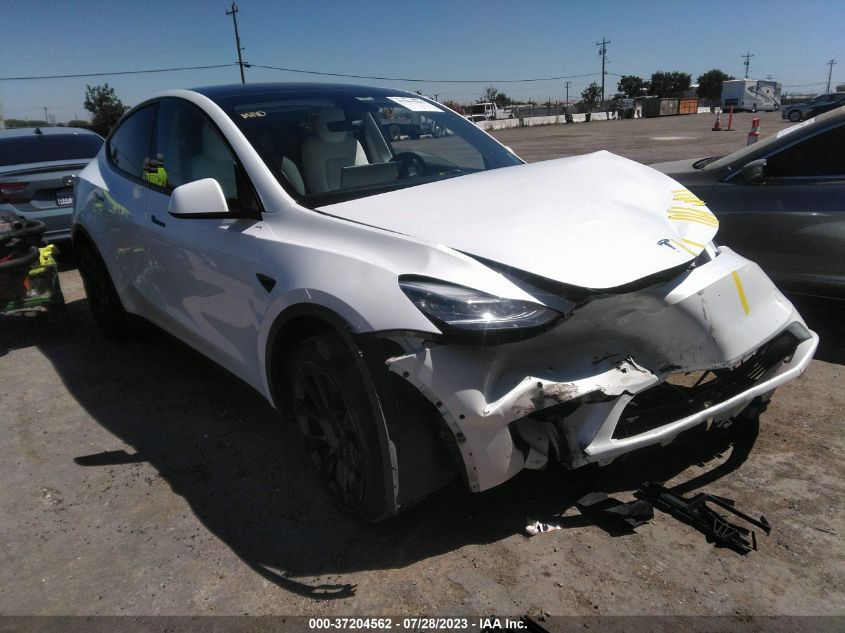 2020 TESLA MODEL Y LONG RANGE - 5YJYGDEE6LF056380